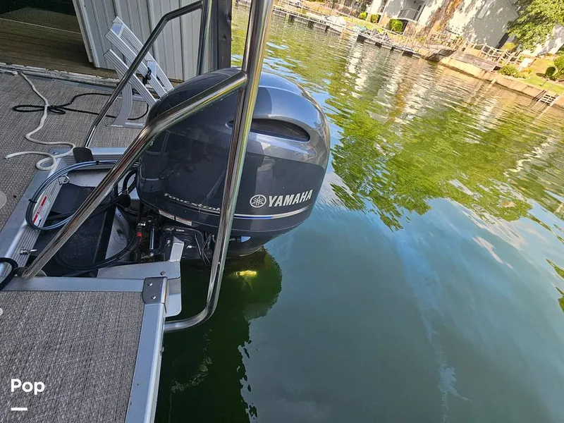 Slide: The Image of Bennington 23 SCWXP 2018 - 15776711