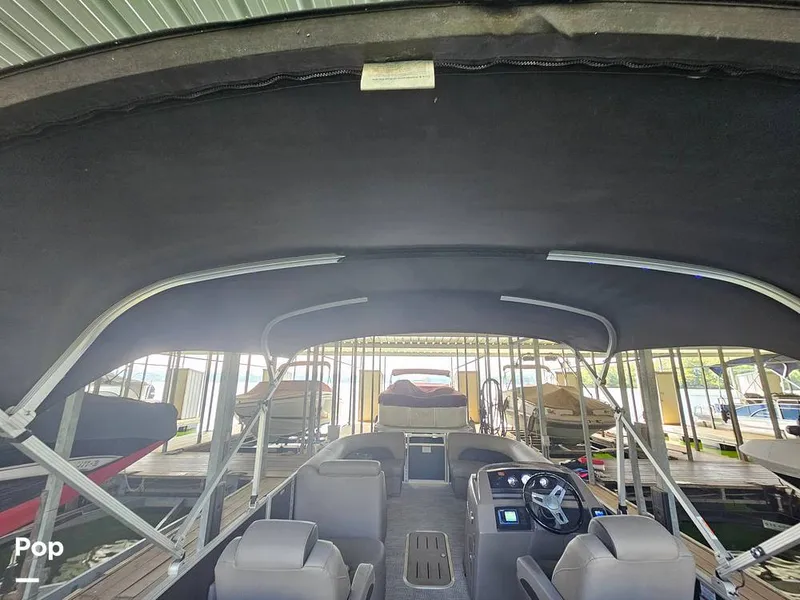 Slide: The Image of Bennington 23 SCWXP 2018 - 15776715