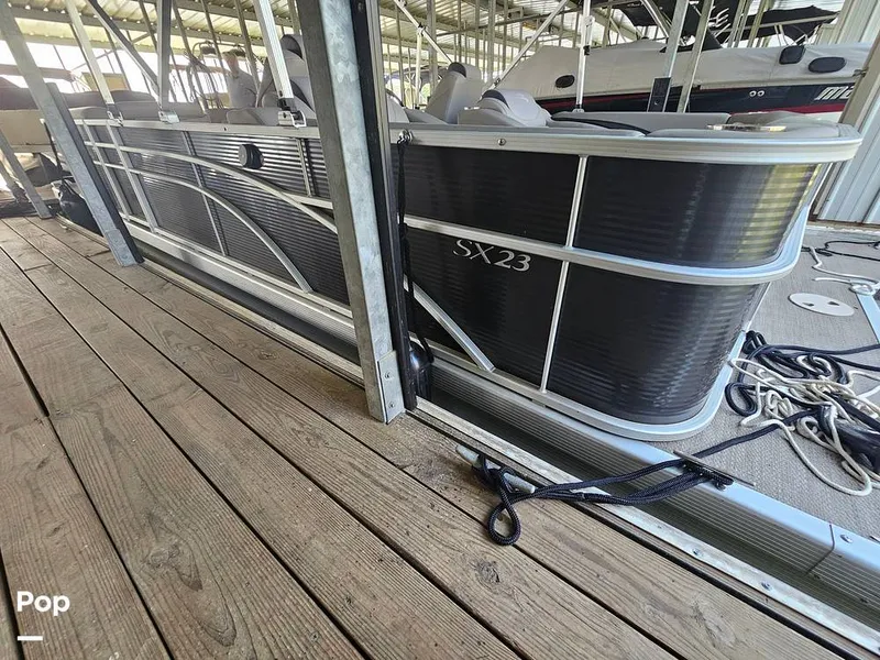 Slide: The Image of Bennington 23 SCWXP 2018 - 15776721