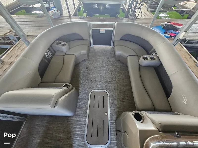 Slide: The Image of Bennington 23 SCWXP 2018 - 15776678