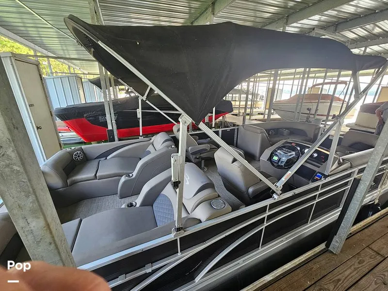 Slide: The Image of Bennington 23 SCWXP 2018 - 15776728