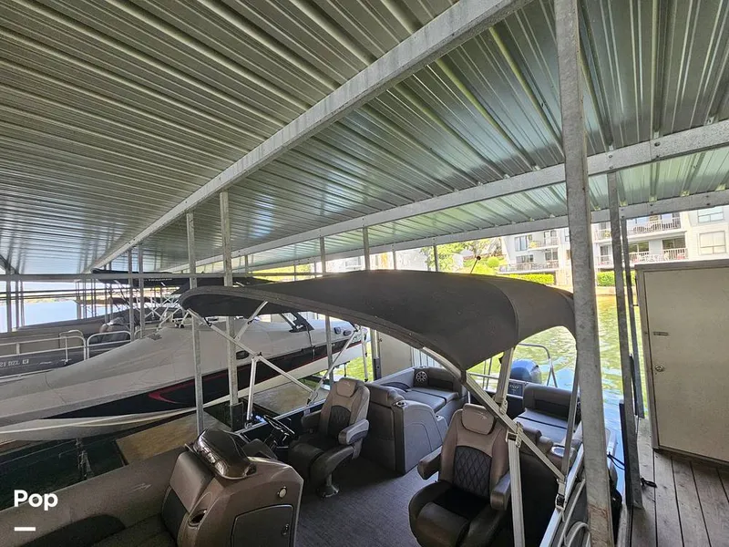 Slide: The Image of Bennington 23 SCWXP 2018 - 15776732