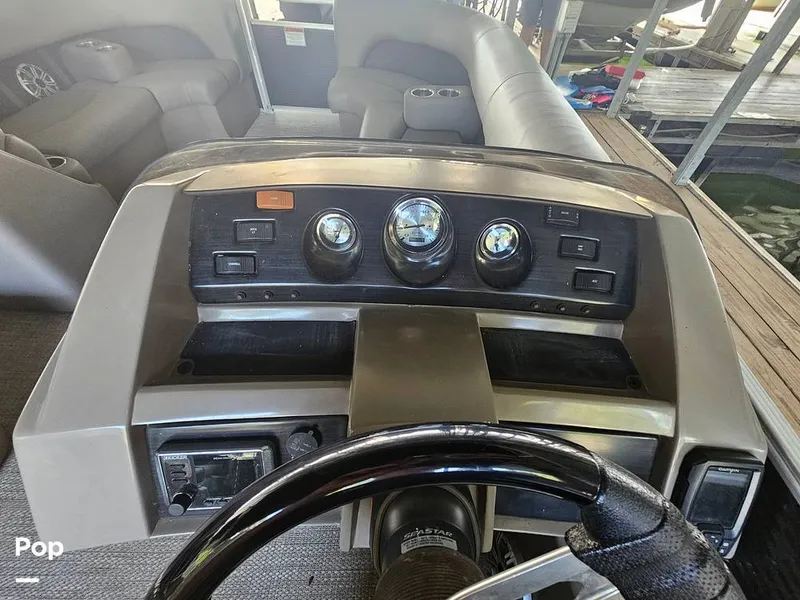 Slide: The Image of Bennington 23 SCWXP 2018 - 15776679