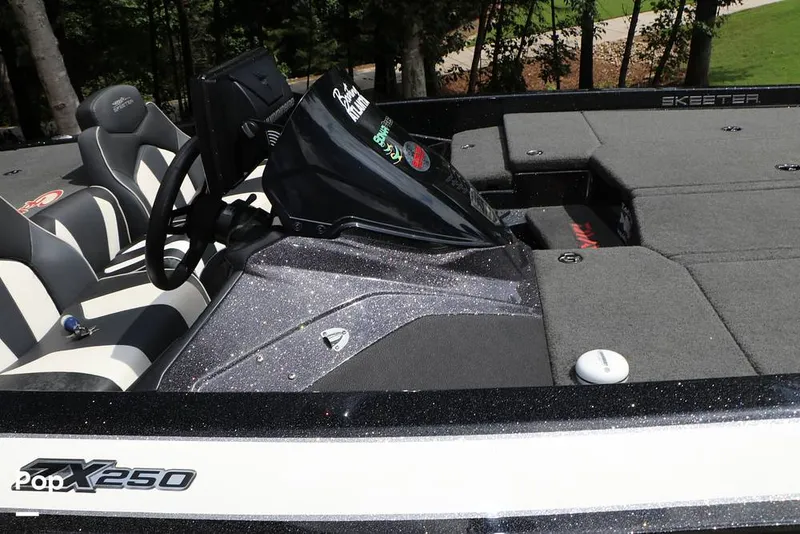 Slide: The Image of Skeeter ZX 250 2018 - 15781605