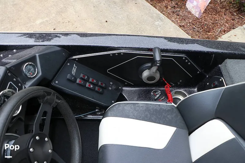 Slide: The Image of Skeeter ZX 250 2018 - 15781634