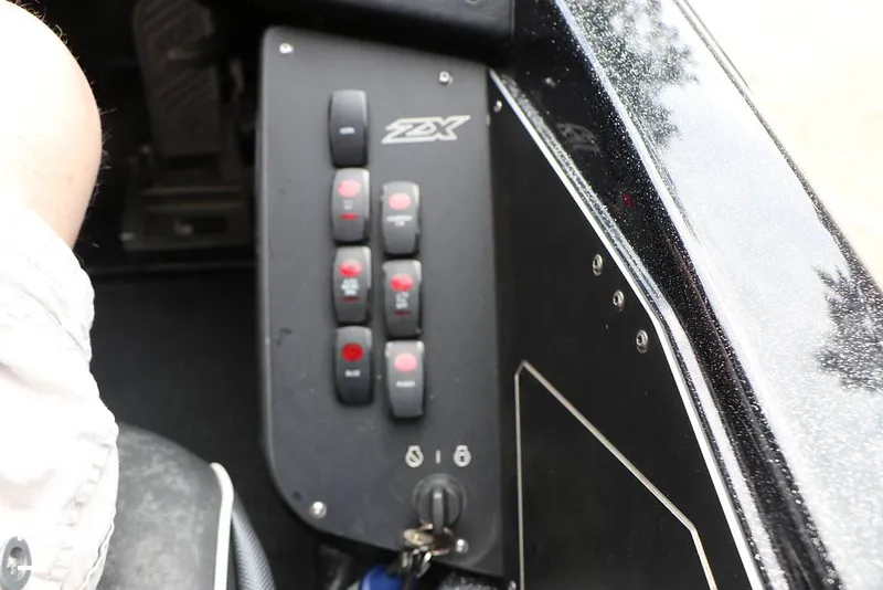 Slide: The Image of Skeeter ZX 250 2018 - 15781639