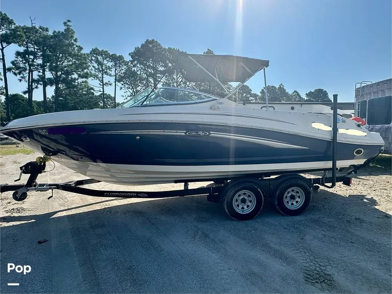 Slide: The Image of Sea Ray 230 Select 2009 - 15768442