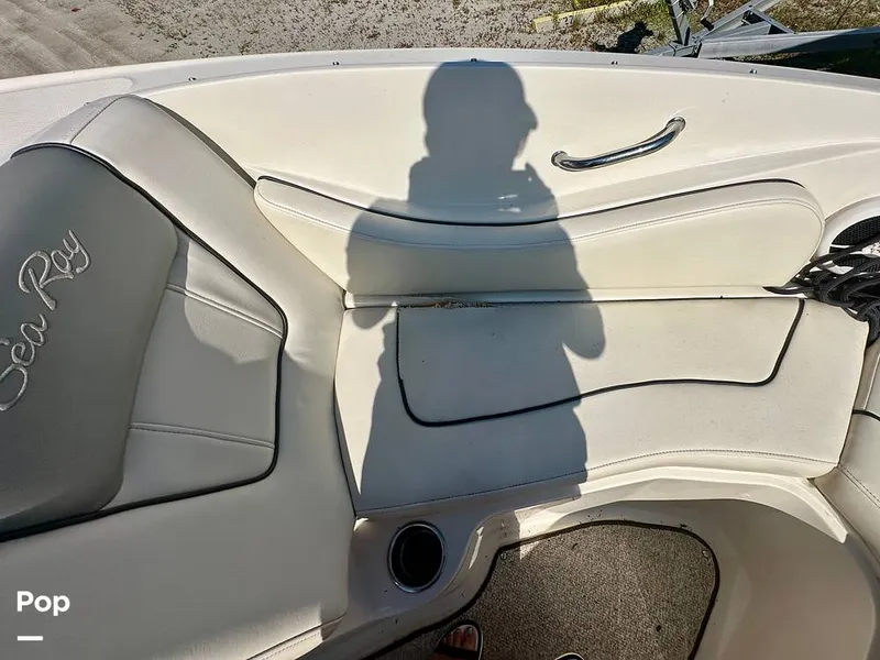 Slide: The Image of Sea Ray 230 Select 2009 - 15768462