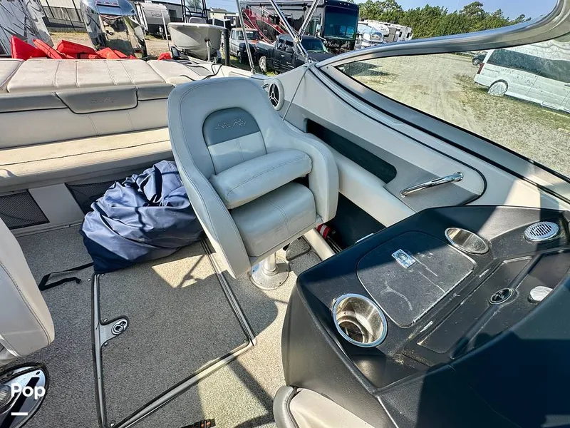 Slide: The Image of Sea Ray 230 Select 2009 - 15768470