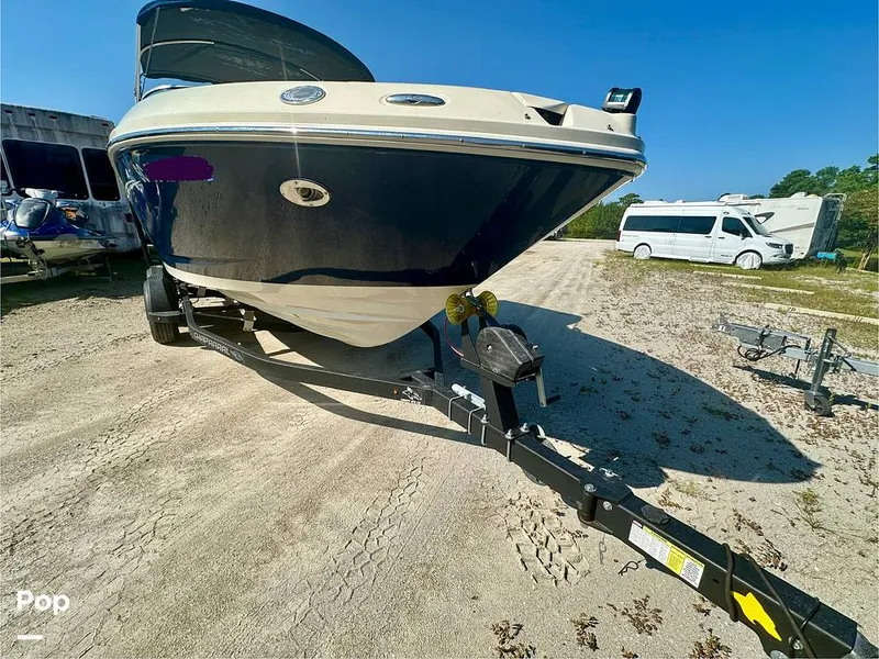 Slide: The Image of Sea Ray 230 Select 2009 - 15768505