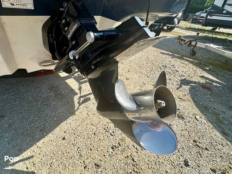 Slide: The Image of Sea Ray 230 Select 2009 - 15768510