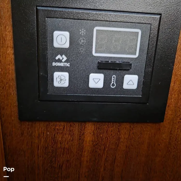 Slide: The Image of AC/Heat, Main Stateroom - 15786033