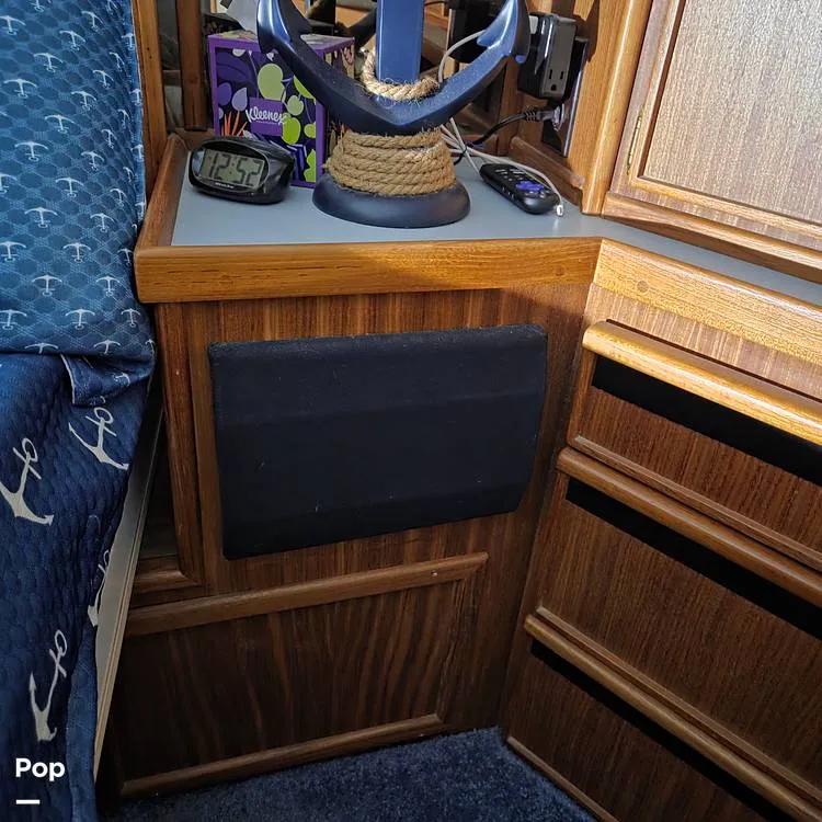 Slide: The Image of Sea Ray 410 Aft cabin 1987 - 15786044
