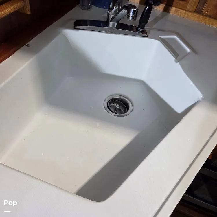 Slide: The Image of Sink - Galley - 15786068