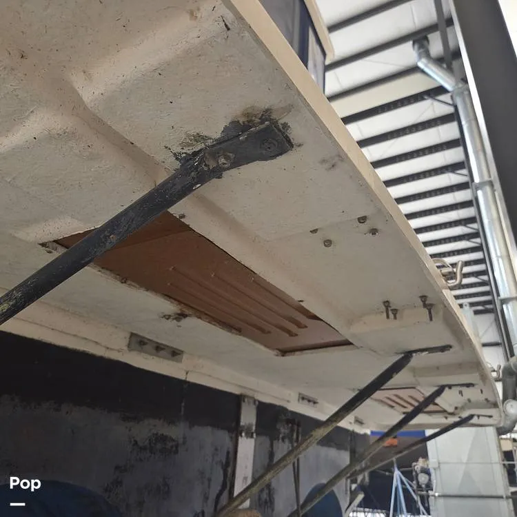 Slide: The Image of Sea Ray 410 Aft cabin 1987 - 15785938