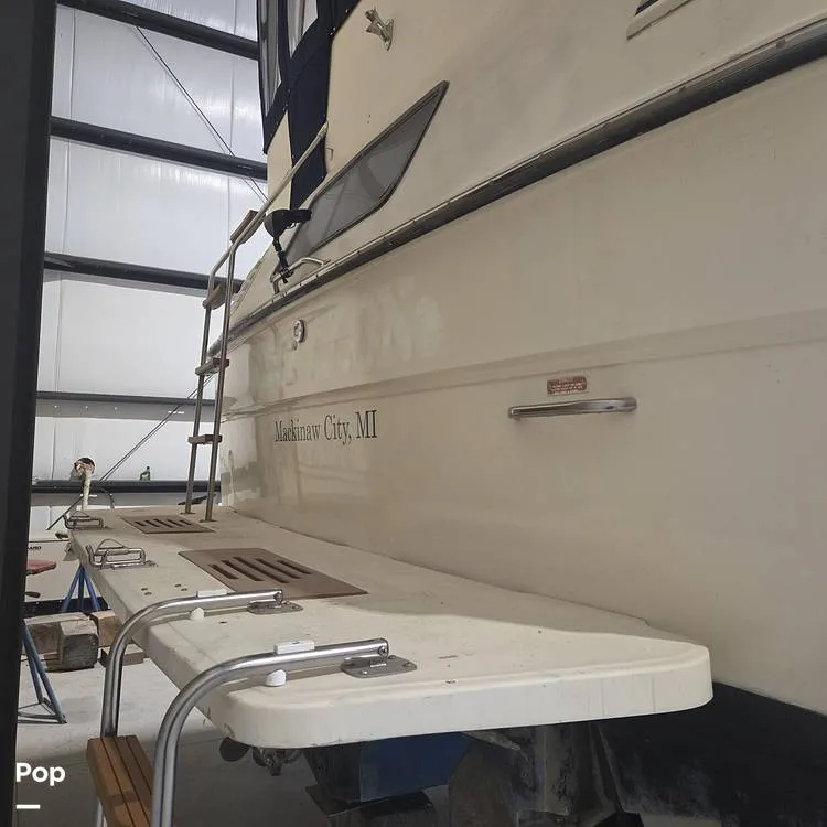Slide: The Image of Sea Ray 410 Aft cabin 1987 - 15793287