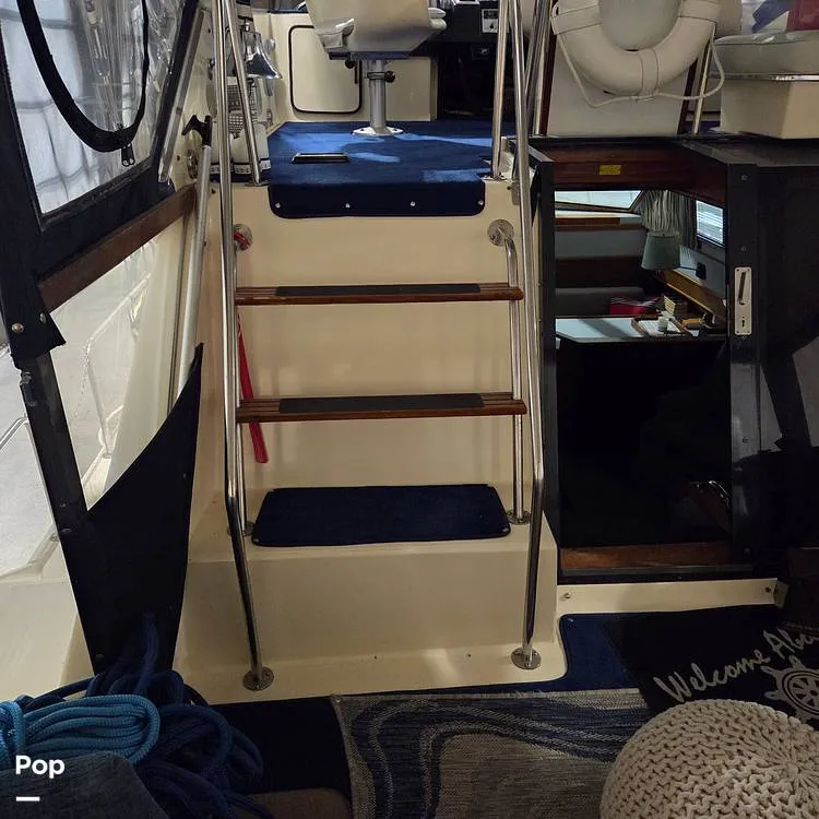 Slide: The Image of Stairs to Helm - 15785965