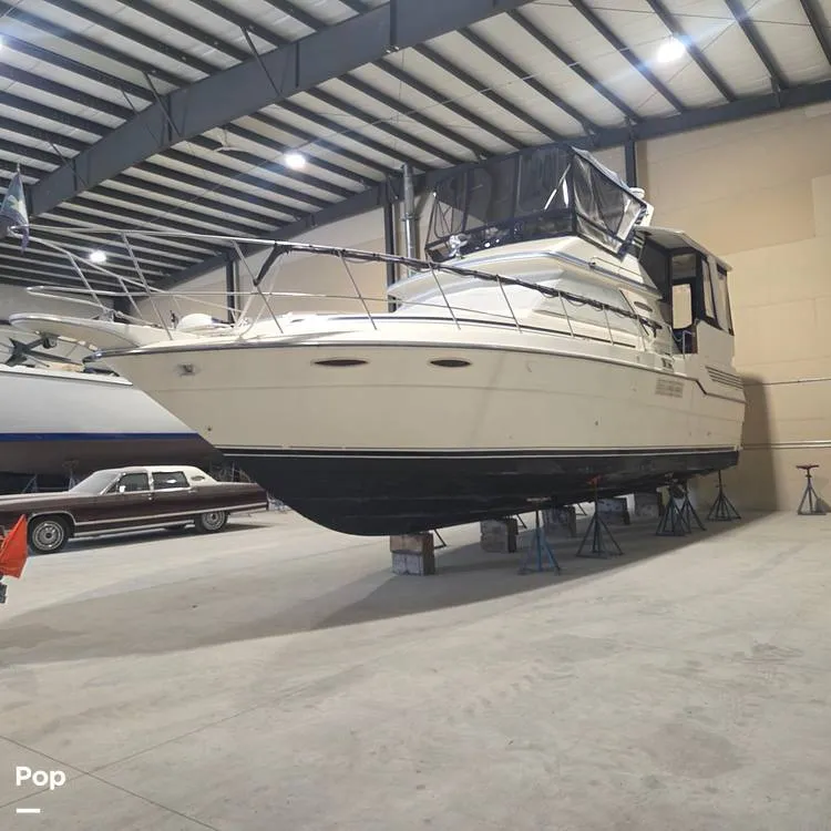 Slide: The Image of Sea Ray 410 Aft cabin 1987 - 15785923