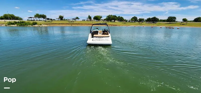 Slide: The Image of Sea Ray SPX 230 2023 - 15735702