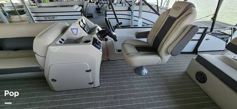 Slide: The Image of Harris HCX23 2023 - 15735808