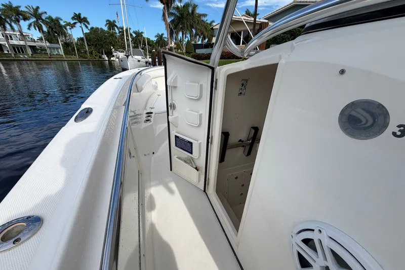Slide: The Image of Edgewater 318CC 2008 - 56