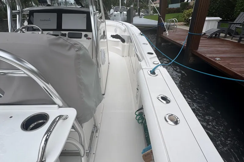 Slide: The Image of Edgewater 318CC 2008 - 15