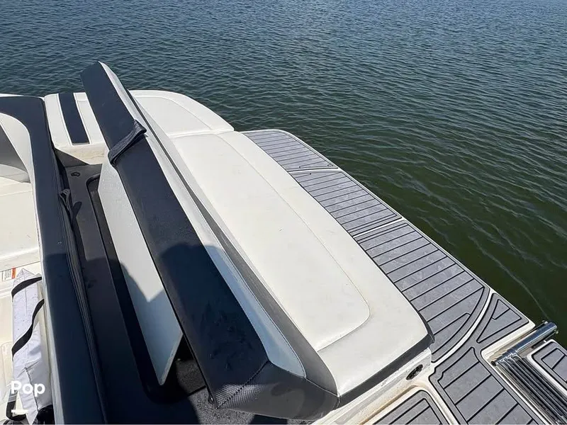 Slide: The Image of Sea Ray SPX 210 2018 - 15741398