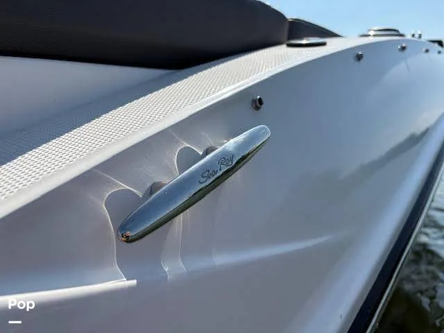 Slide: The Image of Sea Ray SPX 210 2018 - 15982418