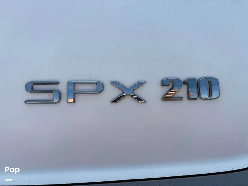 Slide: The Image of Sea Ray SPX 210 2018 - 15741390