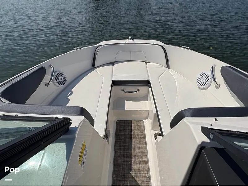 Slide: The Image of Sea Ray SPX 210 2018 - 15741391