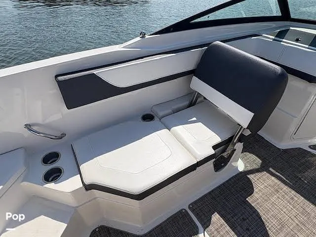 Slide: The Image of Sea Ray SPX 210 2018 - 15982425