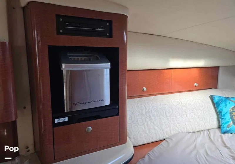 Slide: The Image of Sea Ray 320 Sundancer 2005 - 15737973