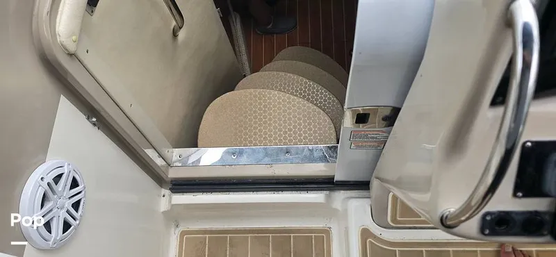 Slide: The Image of Sea Ray 320 Sundancer 2005 - 15879347