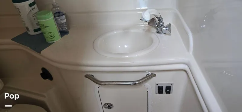 Slide: The Image of Sea Ray 320 Sundancer 2005 - 15879367