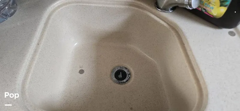 Slide: The Image of Sea Ray 320 Sundancer 2005 - 15879371