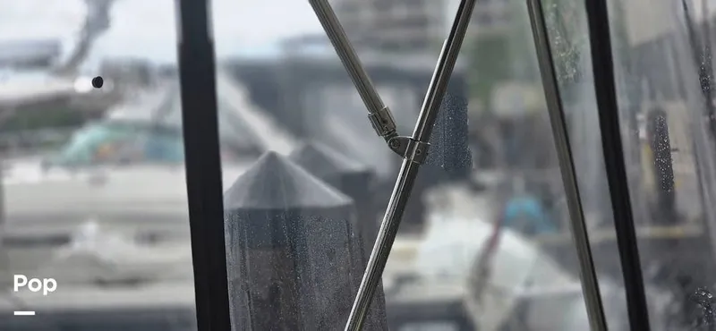 Slide: The Image of Sea Ray 320 Sundancer 2005 - 15879379