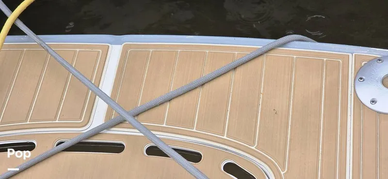 Slide: The Image of Sea Ray 320 Sundancer 2005 - 15879383