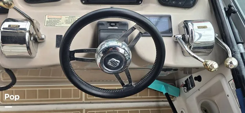 Slide: The Image of Sea Ray 320 Sundancer 2005 - 15879394