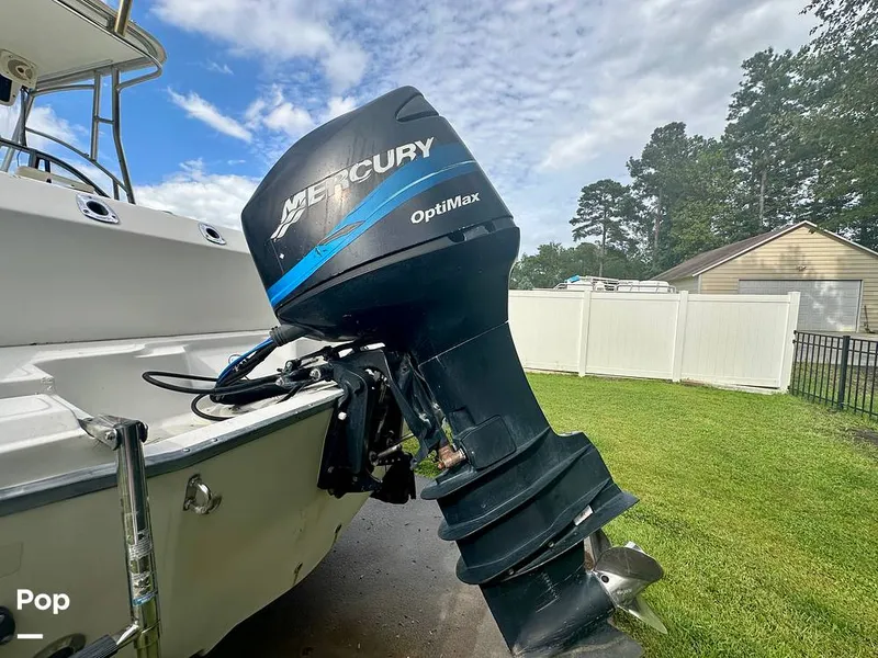 Slide: The Image of Boston Whaler 23 Conquest 2001 - 15790085