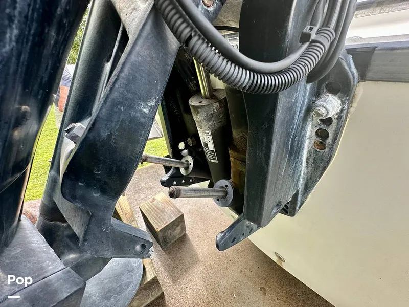 Slide: The Image of Boston Whaler 23 Conquest 2001 - 15790087