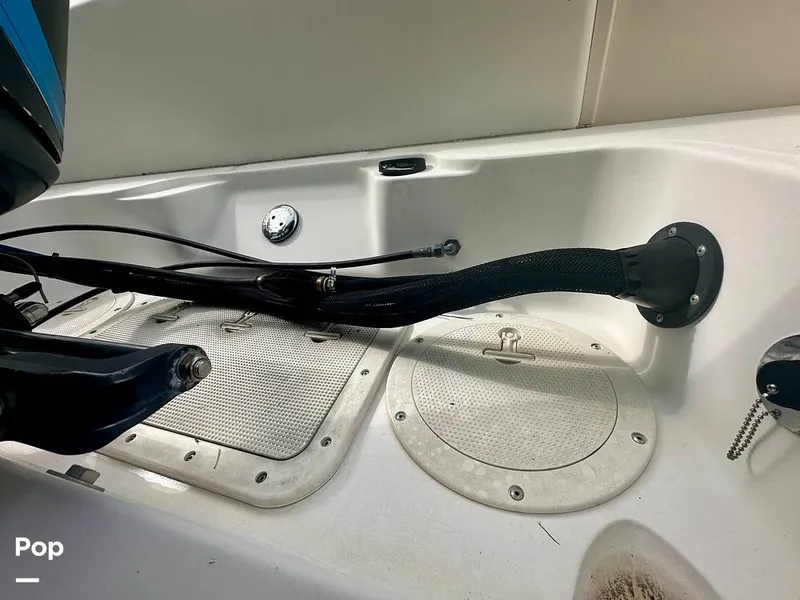 Slide: The Image of Boston Whaler 23 Conquest 2001 - 15790088