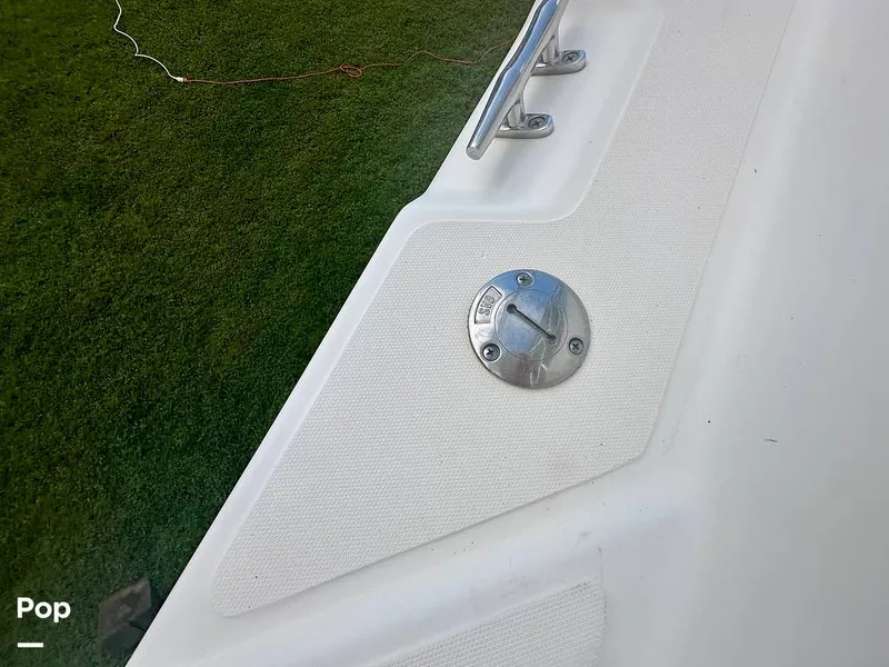 Slide: The Image of Boston Whaler 23 Conquest 2001 - 15791174