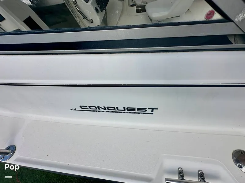 Slide: The Image of Boston Whaler 23 Conquest 2001 - 15791190