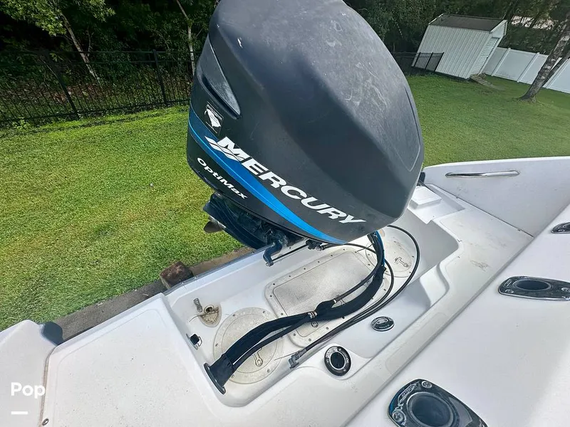 Slide: The Image of Boston Whaler 23 Conquest 2001 - 15791195