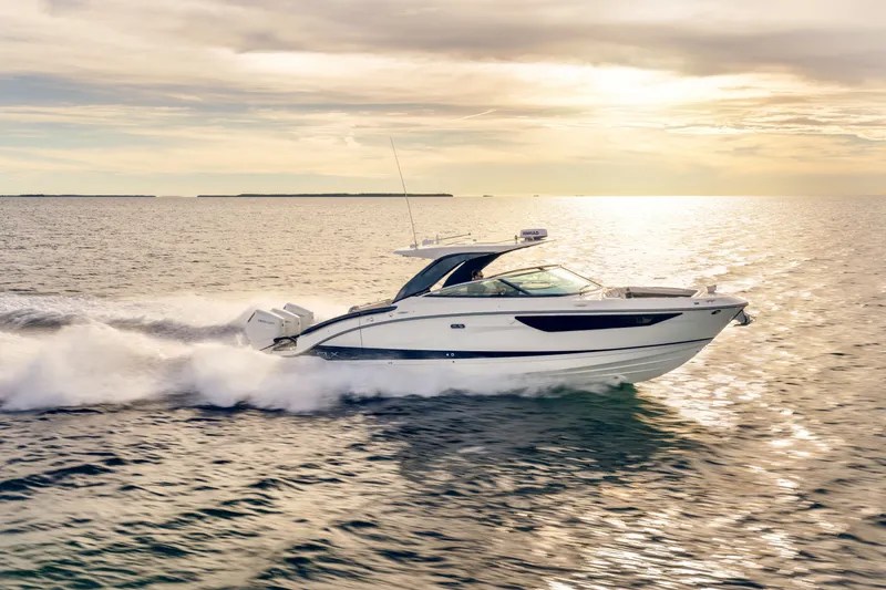 Slide: The Image of Sea Ray SLX 360 Outboard 2026 - 1