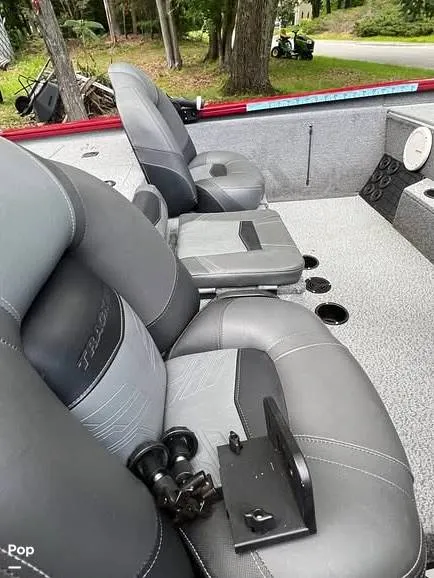 Slide: The Image of Tracker Pro Team 195 Tournament Edition 2019 - 15745444