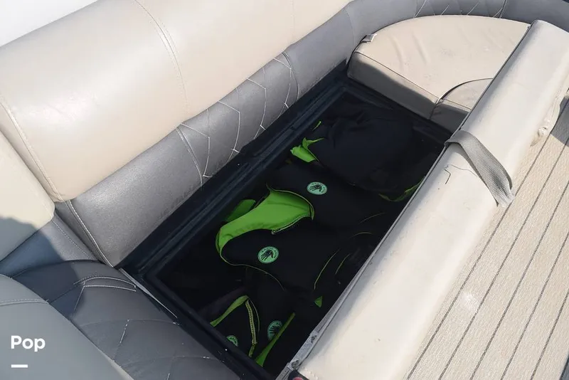 Slide: The Image of Silver Wave SW5 2410 L 2022 - 15779834