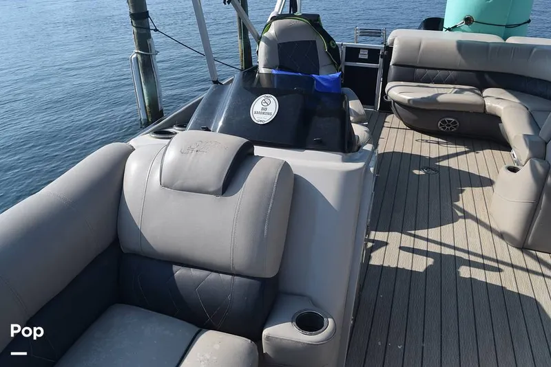 Slide: The Image of Silver Wave SW5 2410 L 2022 - 15779843