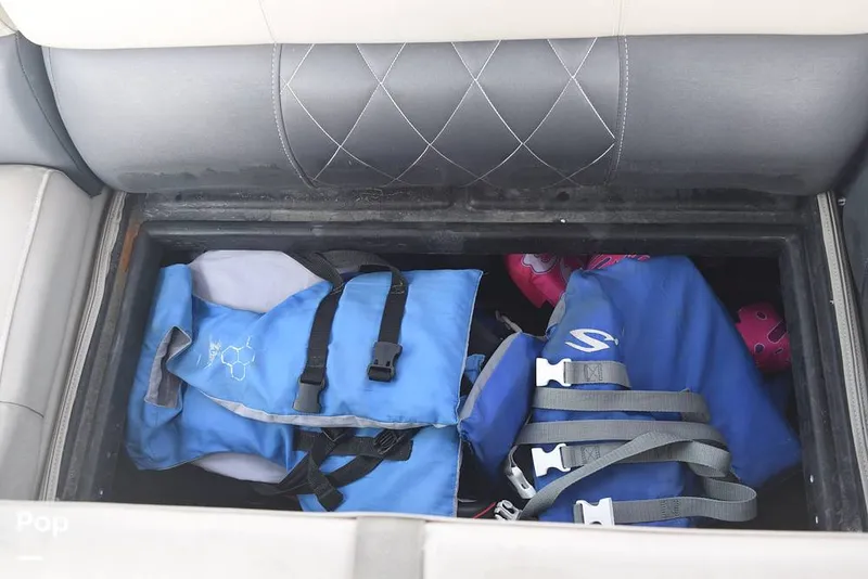 Slide: The Image of Silver Wave SW5 2410 L 2022 - 15779861