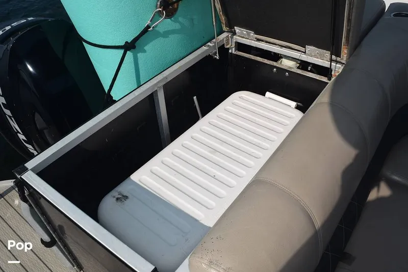 Slide: The Image of Silver Wave SW5 2410 L 2022 - 15779867